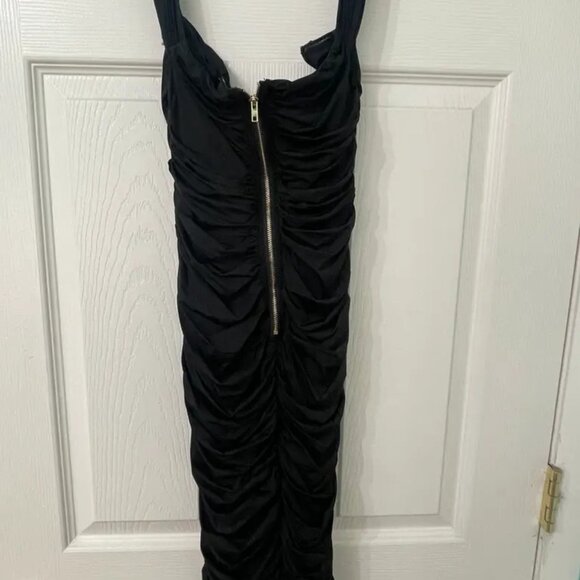 pleated black dress - Picture 2 of 2